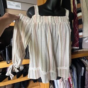 NWT LAUREN CONRAD Smocked Blouse 3/4 Sleeve